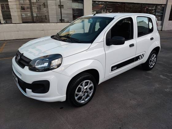FIAT UNO 1.0 FIRE FLEX ATTRACTIVE MANUAL FIAT UNO 1.0 FIRE FLEX ATTRACTIVE MANUAL